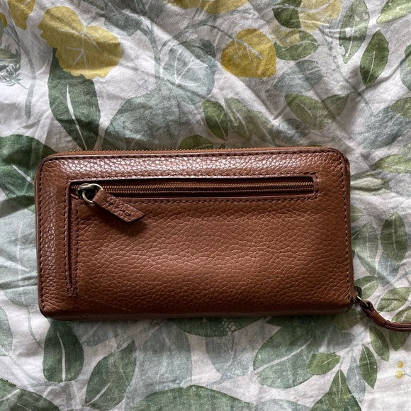 Fossil Zipper Wallet - Picture 5 of 6